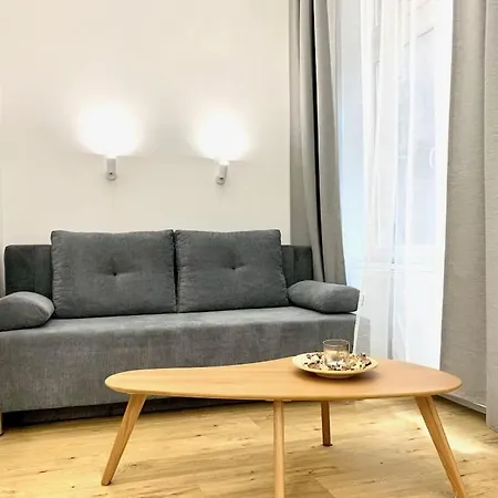 Colton Paulay Appartement