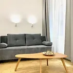 Colton Paulay Apartamento