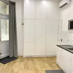 Apartamento Colton Paulay *